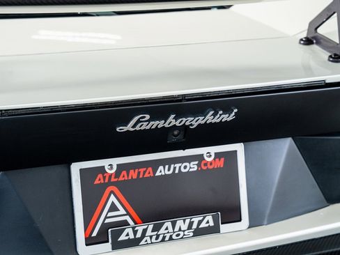 Used 2017 Lamborghini Aventador S image 32