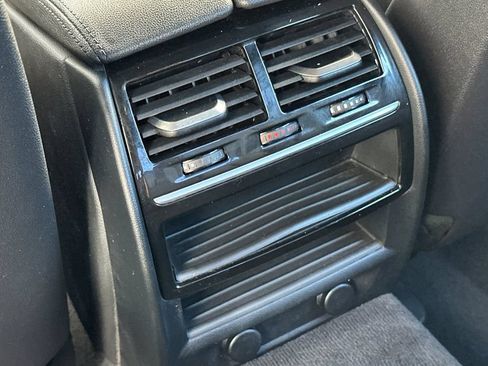 Used 2018 BMW 530i RWD image 13