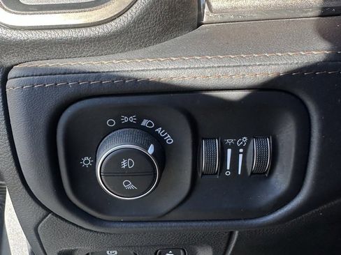 Used 2021 RAM 1500 Limited image 13