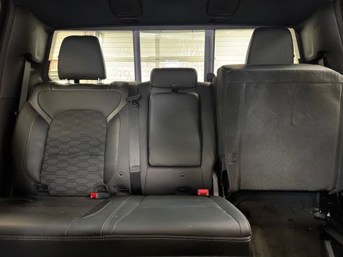 Used 2023 RAM 1500 Big Horn AWD/4WD image 14