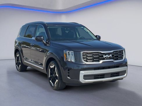 Used 2025 Kia Telluride S AWD/4WD image 5