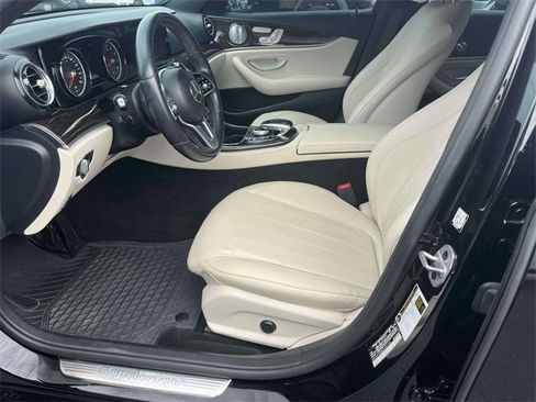 Used 2019 Mercedes-Benz E 300 w/ Premium 1 Package image 27