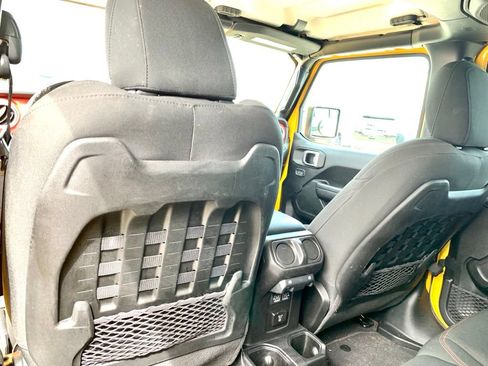 Used 2021 Jeep Wrangler Unlimited Rubicon AWD/4WD image 14