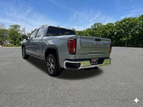 Used 2024 GMC Sierra 1500 SLT AWD/4WD image 6