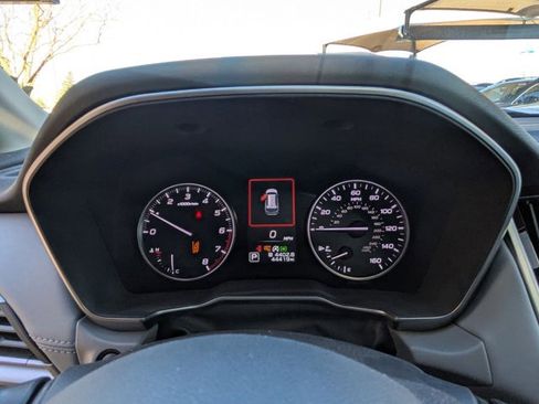 Used 2020 Subaru Outback Limited image 17