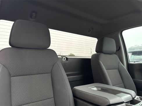 Used 2025 GMC Sierra 1500 Pro w/ Pro Value Package image 16