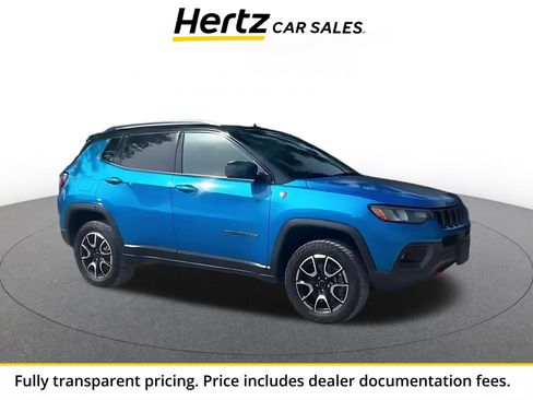 Used 2025 Jeep Compass Trailhawk AWD/4WD image 1