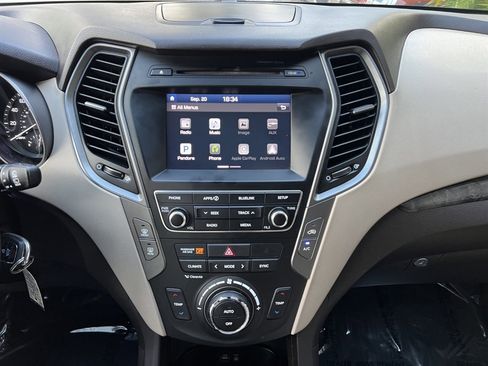 Used 2017 Hyundai Santa Fe Sport image 23