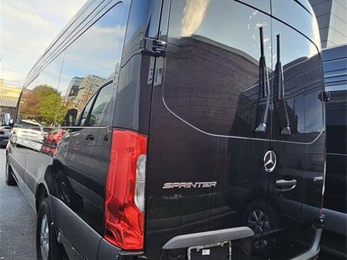 New 2024 Mercedes-Benz Sprinter 2500 image 16