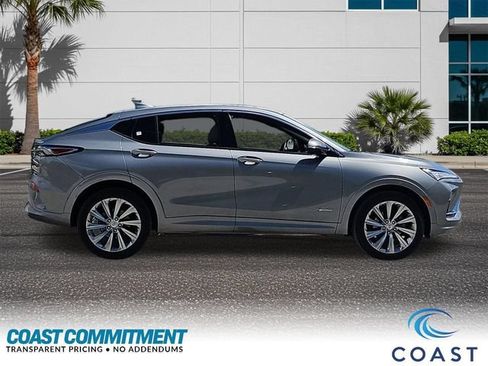 Used 2025 Buick Envista Avenir FWD image 5