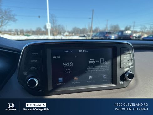 Used 2020 Hyundai Santa Fe SEL w/ Convenience Package image 19