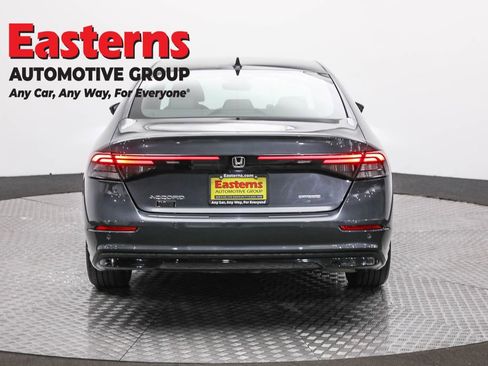 Used 2023 Honda Accord EX-L image 6