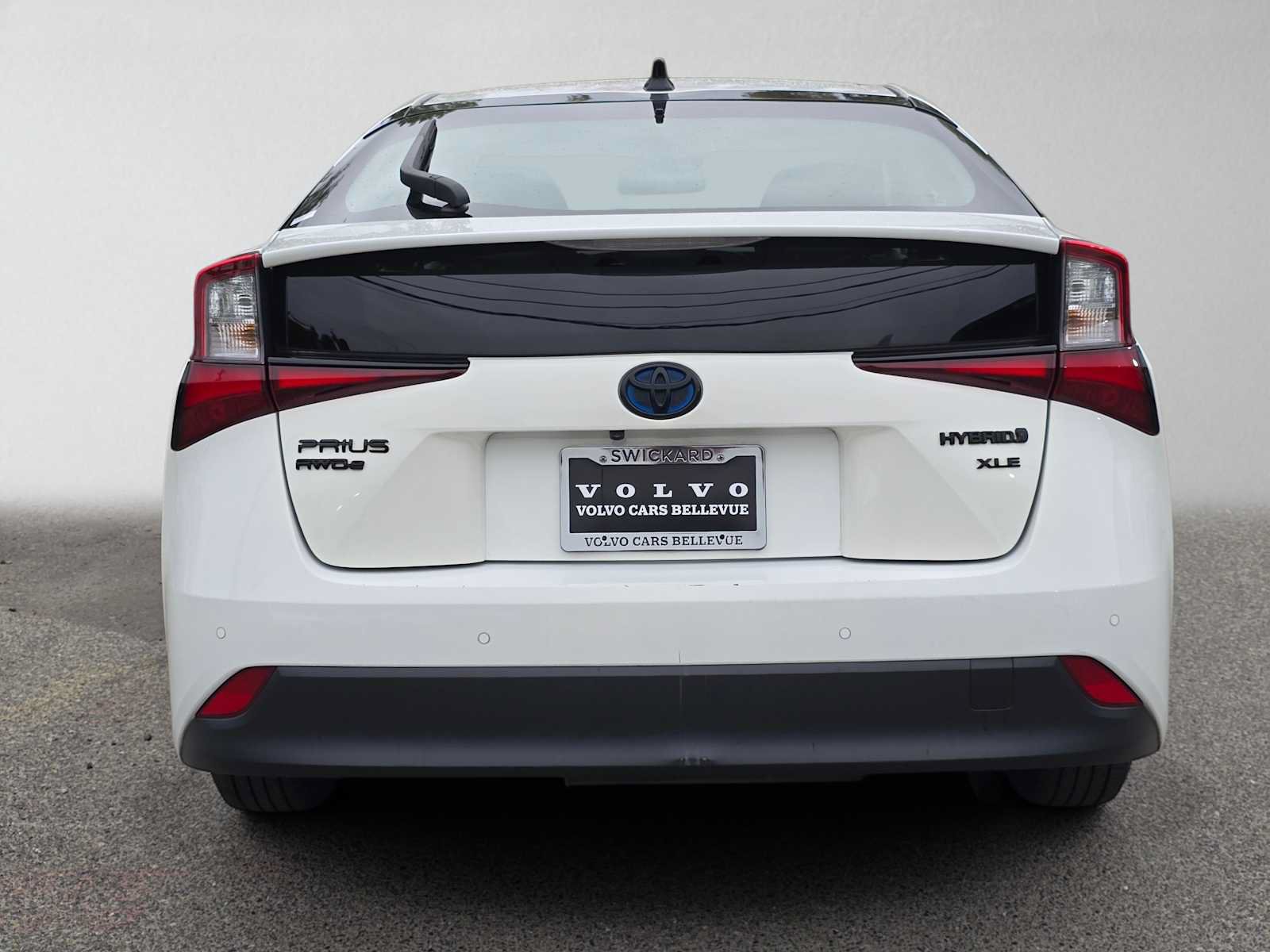 Used 2022 Toyota Prius AWD image 4