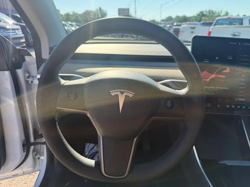 Used 2020 Tesla Model Y Long Range AWD/4WD image 23