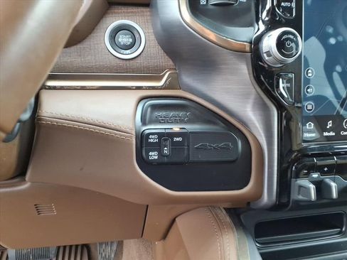 Used 2024 RAM 3500 Limited image 26