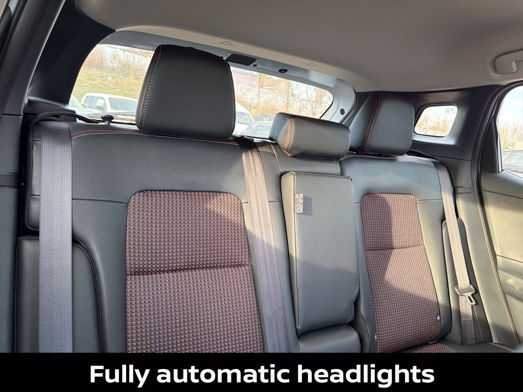 Certified 2026 Nissan Kicks SR w/ Cold Weather Package AWD/4WD image 37