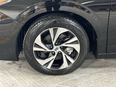 Used 2020 Subaru Legacy Premium image 10