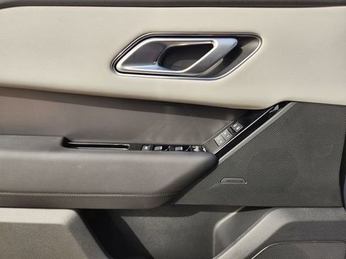 Used 2026 Land Rover Range Rover Velar S image 16