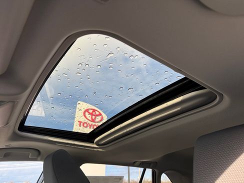 New 2025 Toyota RAV4 XLE image 31