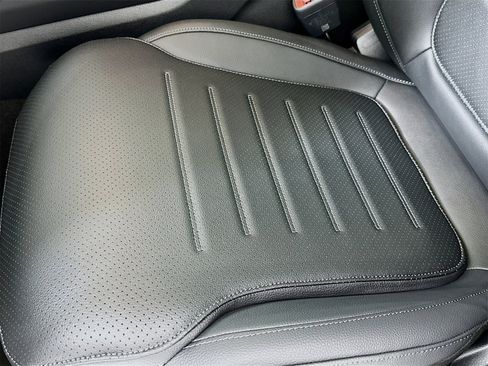 New 2026 Mercedes-Benz GLC 300 image 21