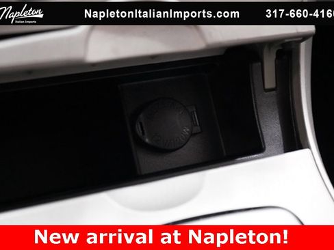 Used 2013 Toyota Corolla LE image 28