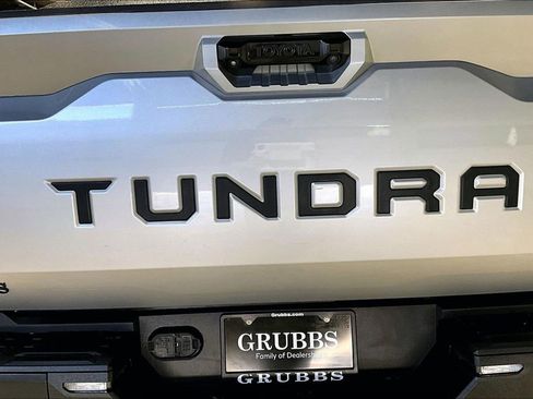 Used 2024 Toyota Tundra Limited image 40