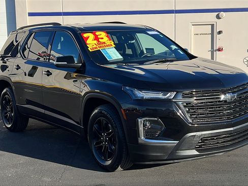 Certified 2023 Chevrolet Traverse LT w/ Midnight/Sport Edition image 3