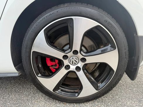 Used 2017 Volkswagen GTI Autobahn FWD image 32