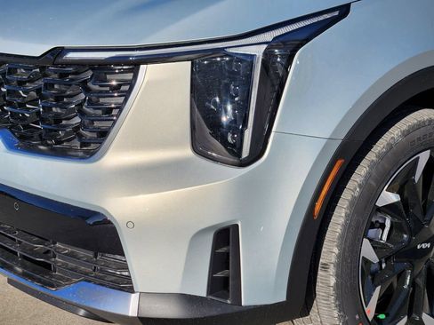 New 2026 Kia Sorento EX w/ EX Premium Package FWD image 6
