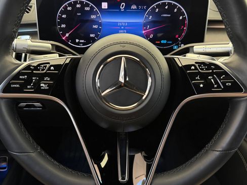 Certified 2022 Mercedes-Benz S 500 4MATIC image 7