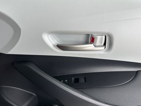 New 2026 Toyota Corolla SE image 18