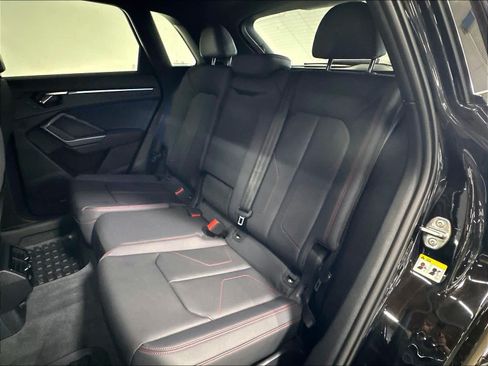 Used 2025 Audi Q3 2.0T Premium Plus w/ Premium Plus Package AWD/4WD image 26