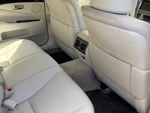 Used 2008 Lexus LS 460 RWD image 6
