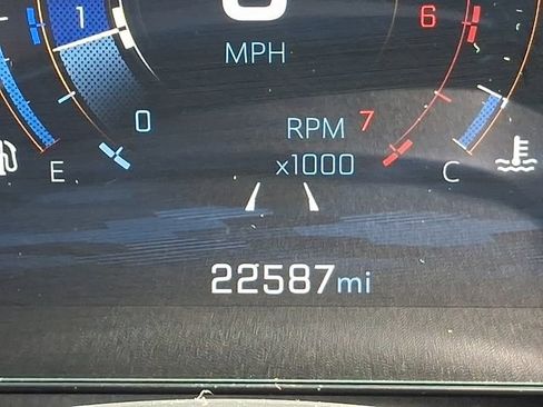 Used 2025 Chevrolet Equinox LT w/ Convenience Package II AWD/4WD image 6