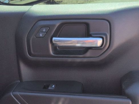 Used 2022 Chevrolet Silverado 1500 Custom image 35