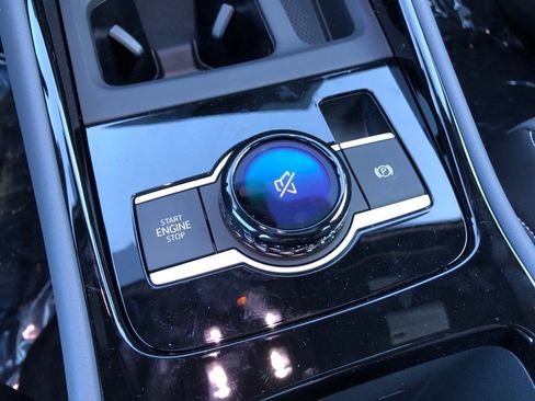 New 2026 Volkswagen Tiguan SEL R-Line image 31