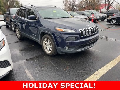 Used 2016 Jeep Cherokee Latitude w/ Comfort/Convenience Group