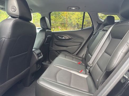 Used 2022 GMC Terrain SLT w/ LPO, Floor Liner Package image 14