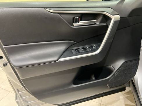 Used 2023 Toyota RAV4 XLE w/ Convenience Package FWD image 22