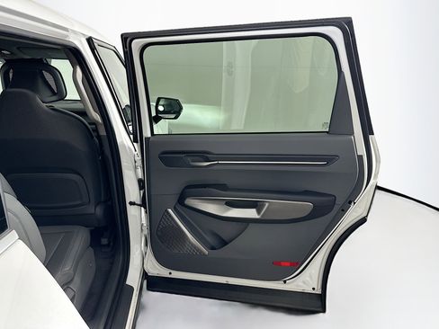 Used 2024 Kia EV9 Light Long Range image 33