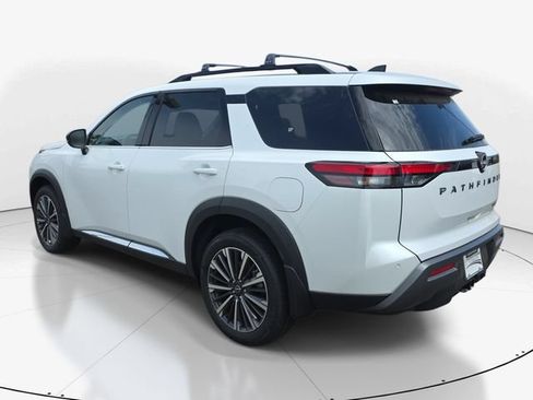 New 2026 Nissan Pathfinder Platinum w/ Cargo Package AWD/4WD image 6