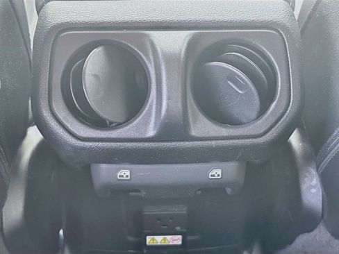 Certified 2023 Jeep Wrangler Unlimited Sahara AWD/4WD image 27