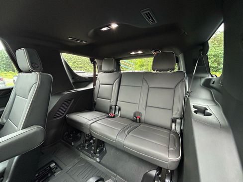 New 2026 GMC Yukon Elevation w/ Elevation Premium Package AWD/4WD image 9