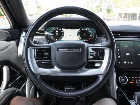 Used 2023 Land Rover Range Rover SE AWD/4WD image 18