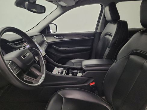 Used 2023 Jeep Grand Cherokee L Limited AWD/4WD image 17