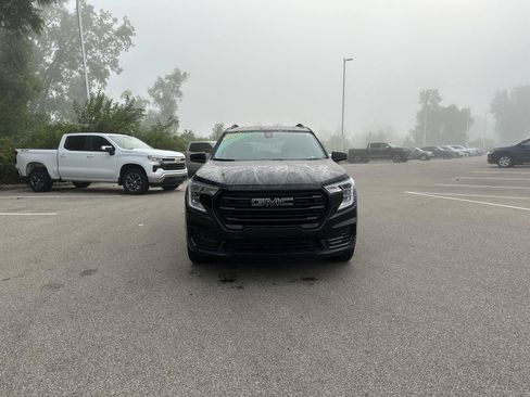 Used 2024 GMC Terrain SLE w/ Driver Convenience Package AWD/4WD image 10
