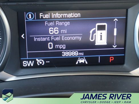 Used 2024 GMC Terrain SLE FWD image 29