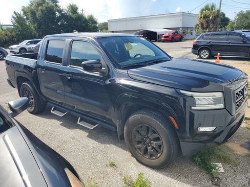 Certified 2023 Nissan Frontier SV w/ Midnight Edition Package RWD image 5