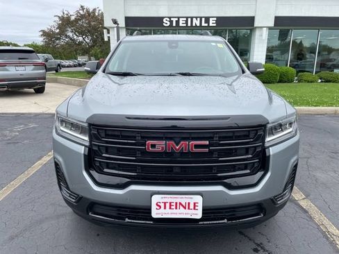 Used 2023 GMC Acadia SLE w/ Driver Convenience Package AWD/4WD image 2