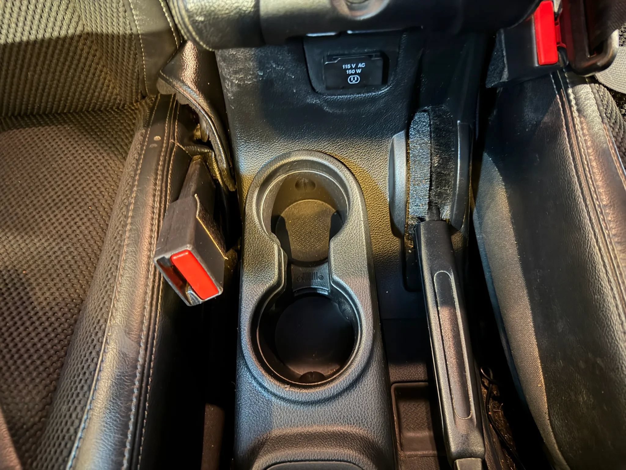 Used 2017 Jeep Wrangler Unlimited Sahara AWD/4WD image 22